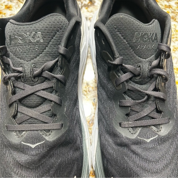 Hoka One One Arahi 6 Running Shoe Black Mens Size 11.5 D - Picture 4 of 8